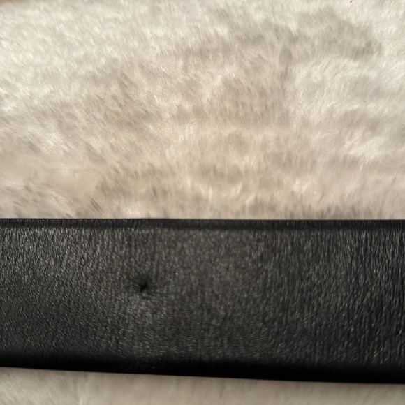 NEW….Valentino Belt - Picture 5 of 5